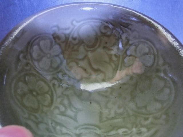 茶碗■青磁 花唐草紋唐物碗 古い青磁 平茶碗 お茶道具 古玩 時代物 骨董品■