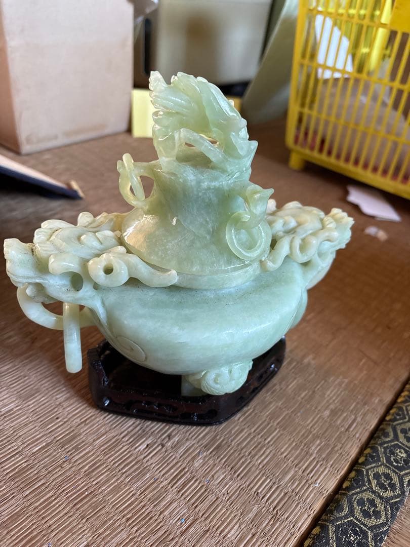 中国美術 玉製 龍彫刻 香炉 台座付き 古美術 置物