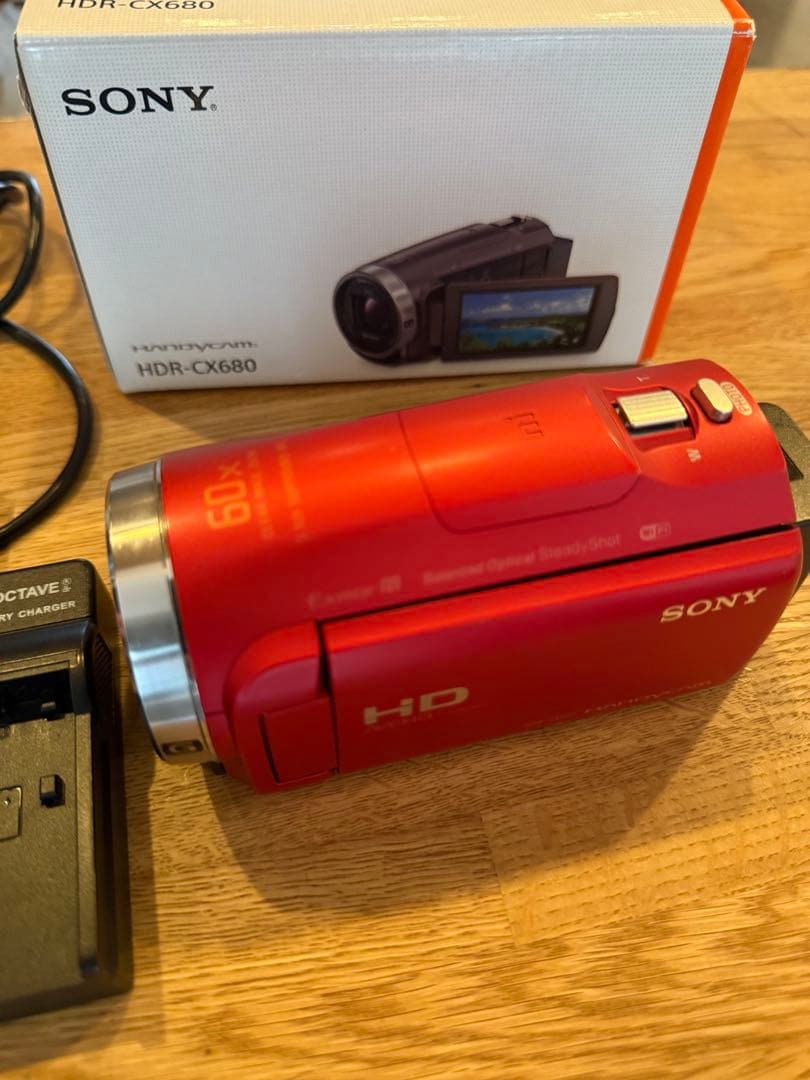 SONY ハンディカム　HDR-CX680 17年製