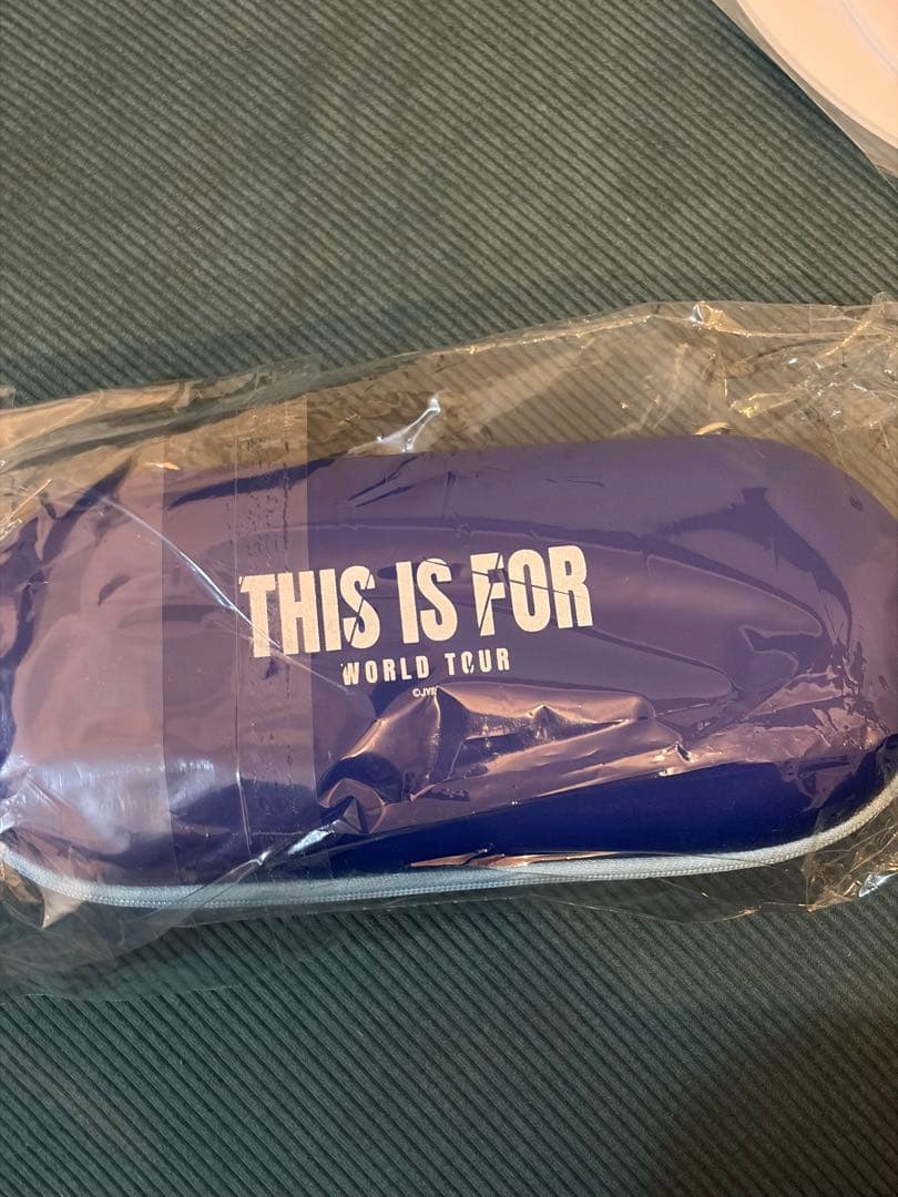 TWICE THIS IS FOR ペンライトケース　オーストラリア限定