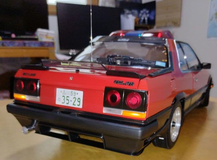 アシェット　西部警察 RS-1　完成品　1/8 ミニカー　日産スカイライン