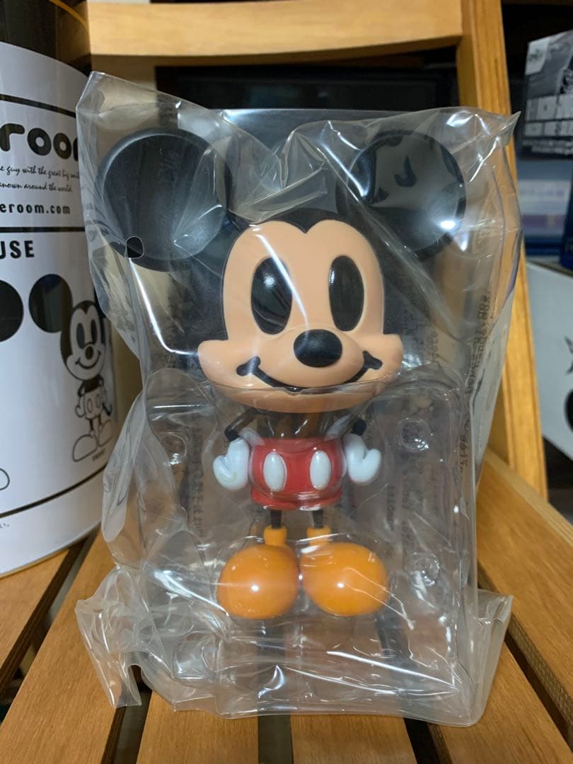 oliveroom×メディコムトイミッキ&プーさん Tシャツ缶セット ディズニー