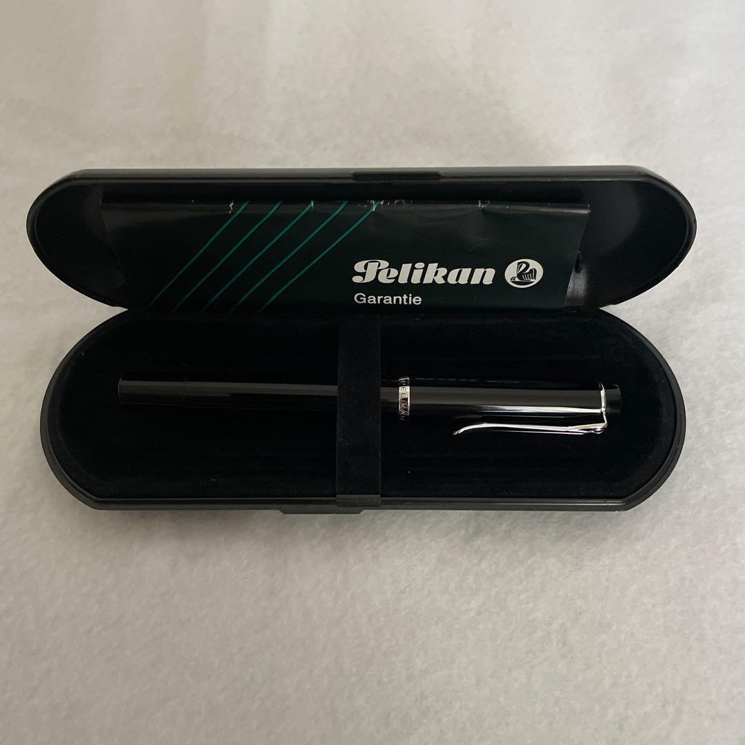 Pelikan ブラック 万年筆 ケース付き