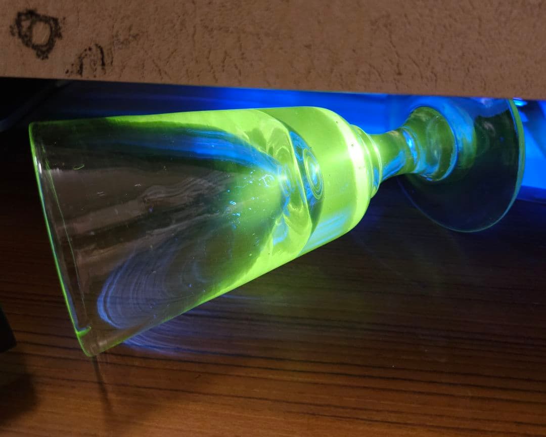 フランス アンティーク アブサングラス 2脚セット 厚手の吹き硝子 ウランガラス