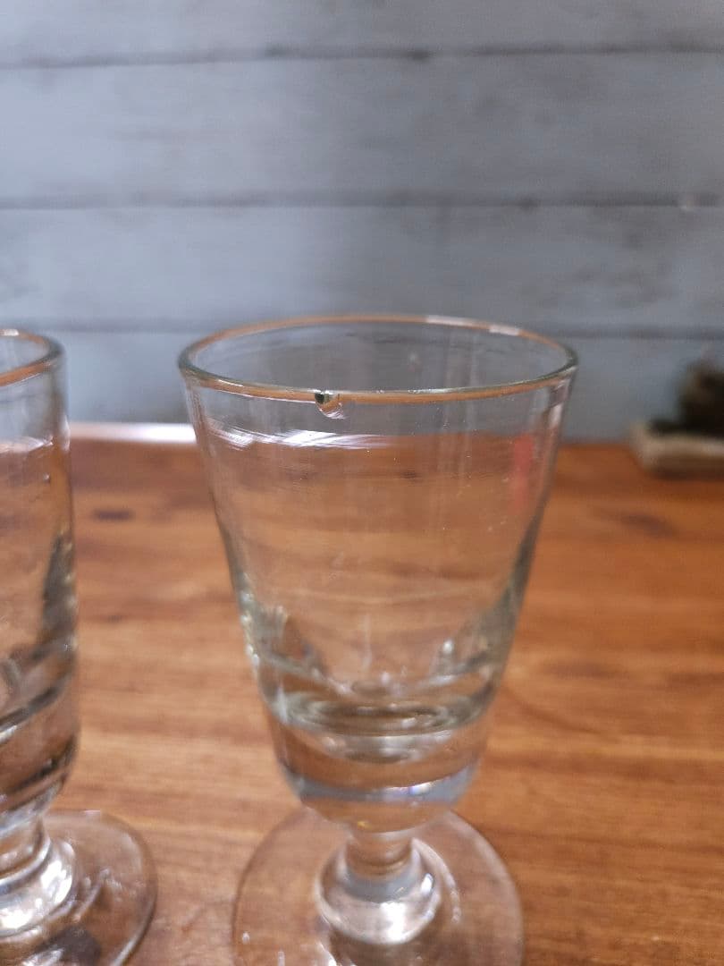 フランス アンティーク アブサングラス 2脚セット 厚手の吹き硝子 ウランガラス