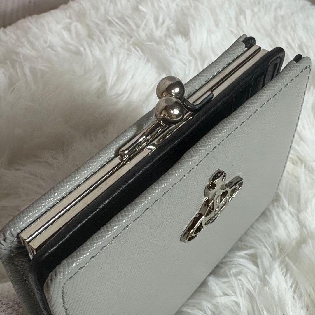 【人気・新品未使用】ヴィヴィアンウエストウッド 二つ折財布　グレー クリスマス