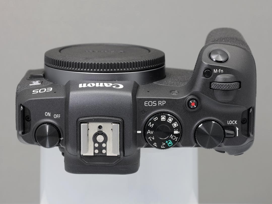 EOS RP＋Viltrox EF-Rアダプタ＋EF28-105mmⅡ∔ストロボ