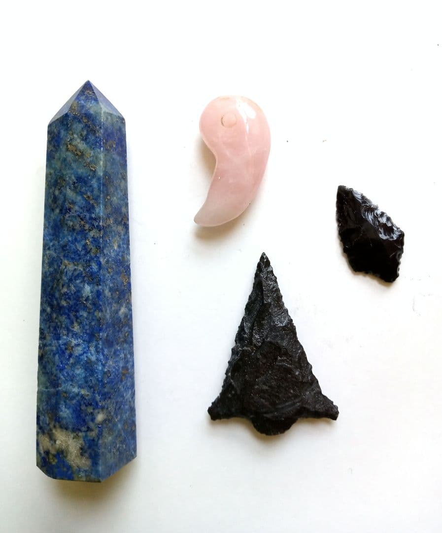 神代セット   ; . カムイ神代世界観　勾玉 ラピスラズリ六角柱 石鏃 石器