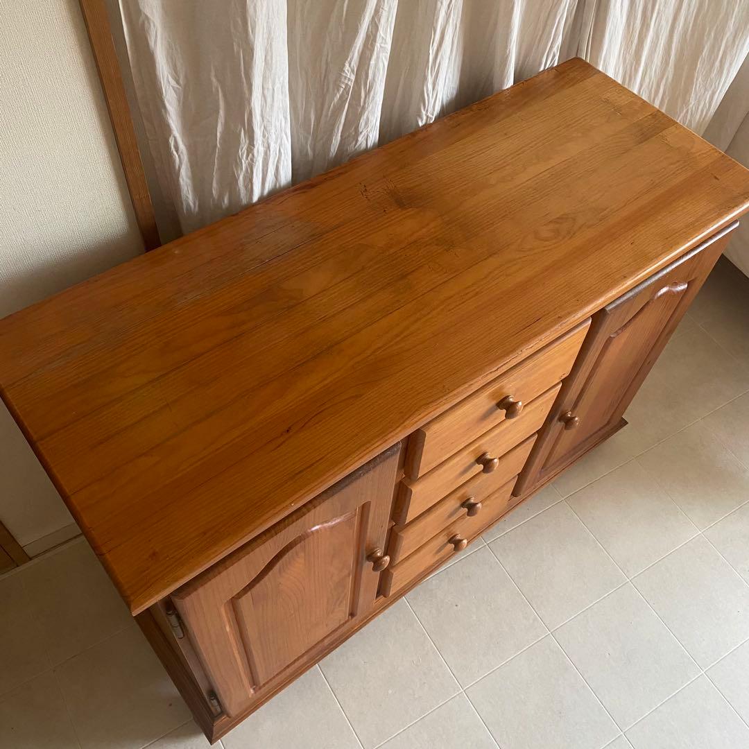 カントリー　パイン材　キャビネット　サイドボード　アンティーク　丸脚　家具