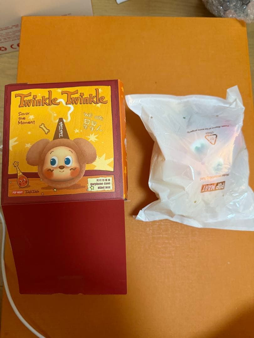 Twinkle Twinkle Savor the Moment イヤホンケース