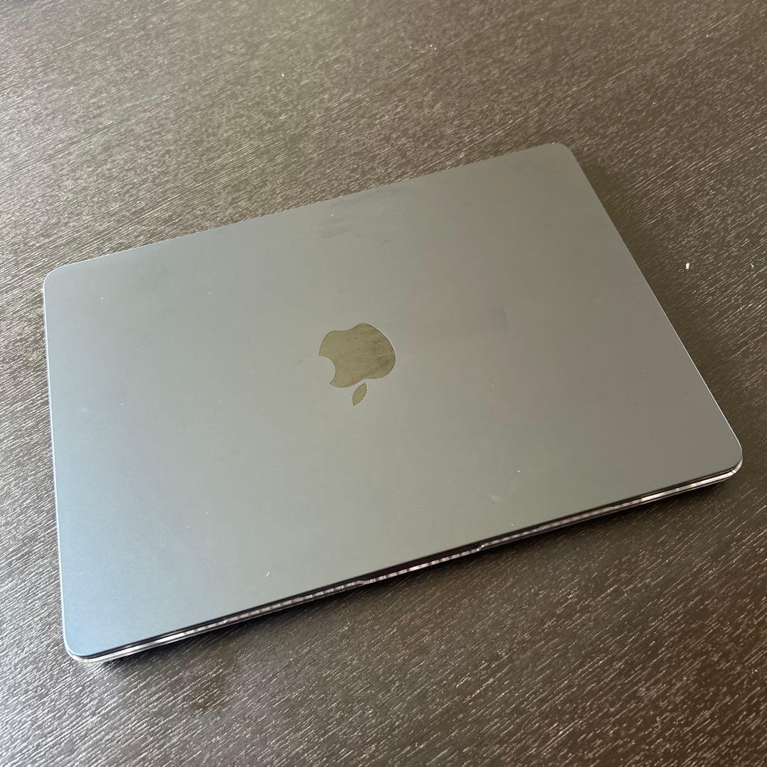 MacBook Air M2 256GB ミッドナイト