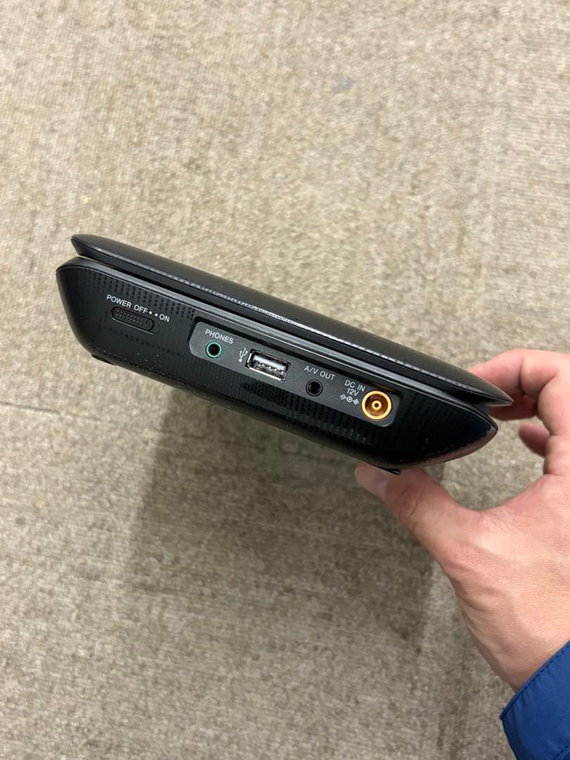 【美品】SONY DVP-FX780 ポータブルDVDプレーヤー 2018年製