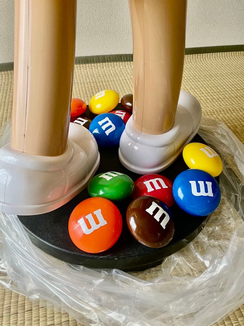 M&M's ストアディスプレイ イエロー