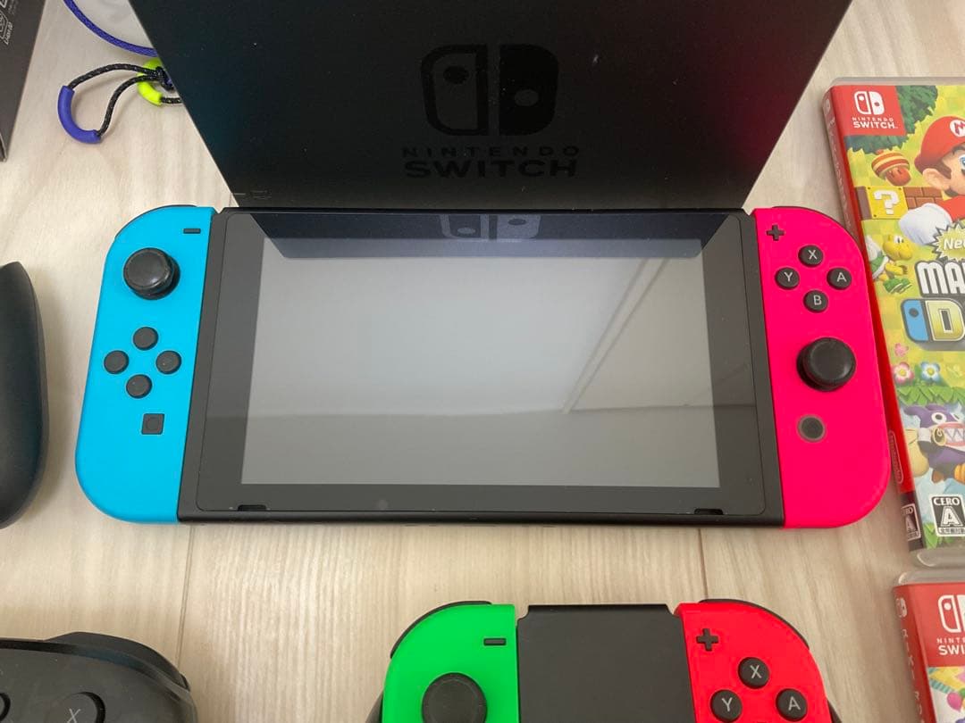 Nintendo Switch 本体＋周辺機器+ソフトセット