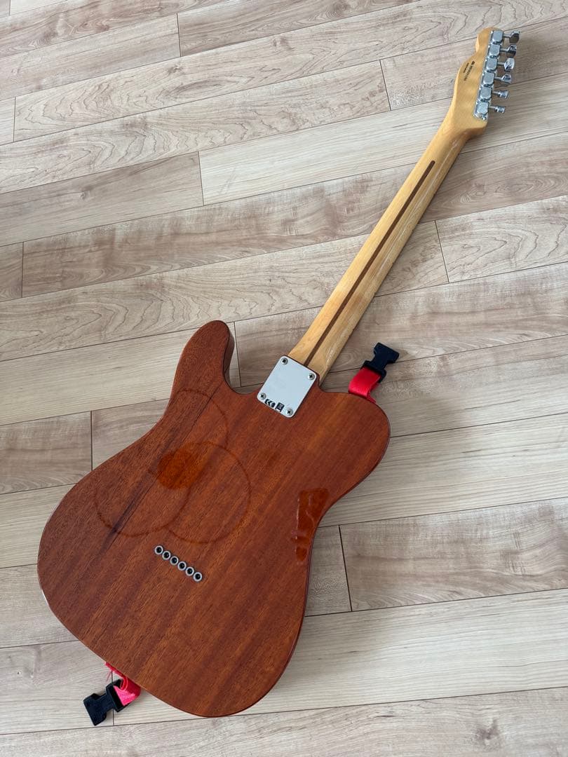 サロ　Fender TELECASTER