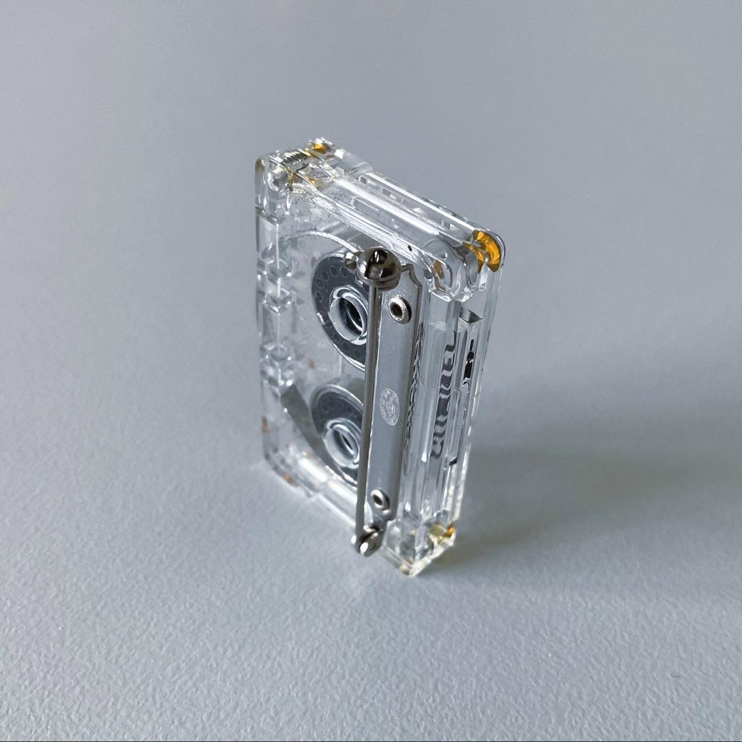 CHANEL カセットテープ　ブローチ