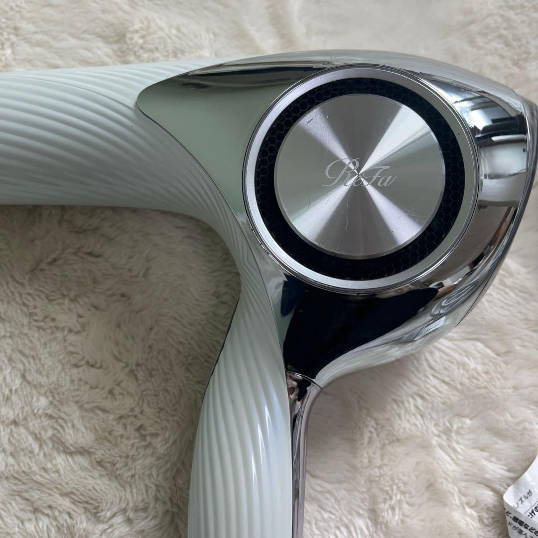 リファビューテックドライヤープロ RE-AJ02A ホワイト