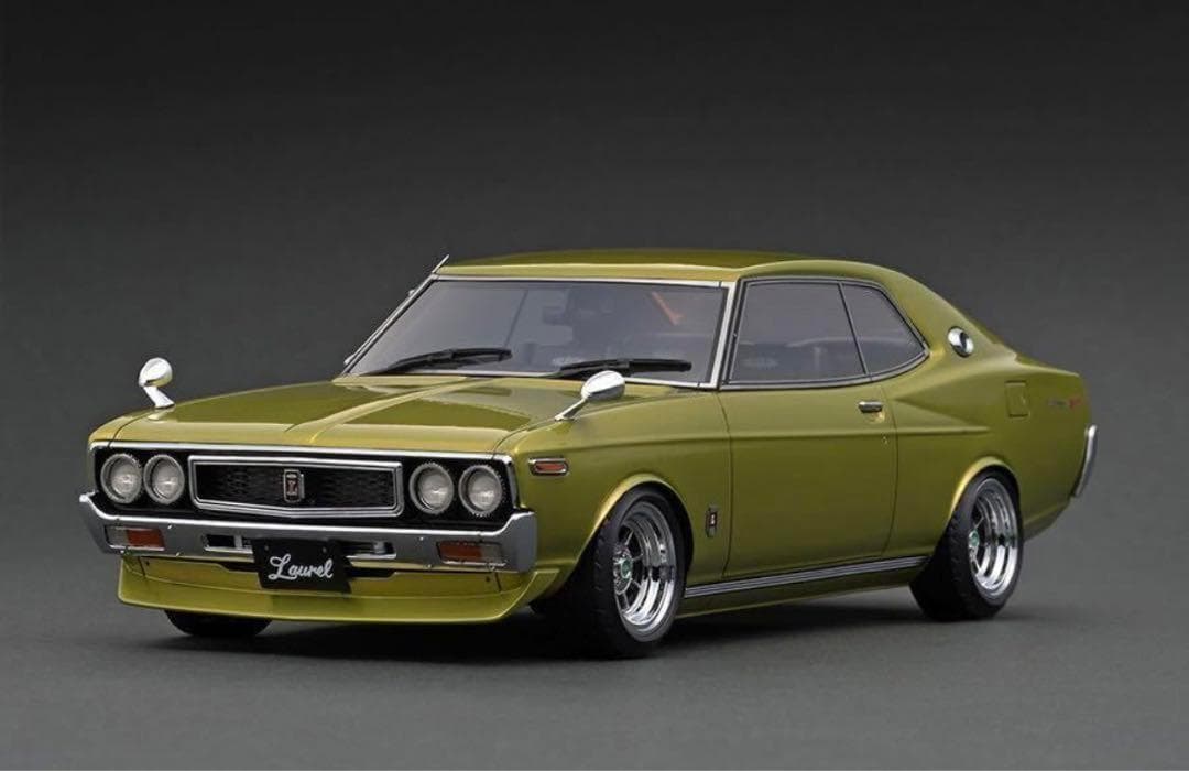 【新品未開封品】イグニッションモデル 1/18 日産 ローレル 2000SGX
