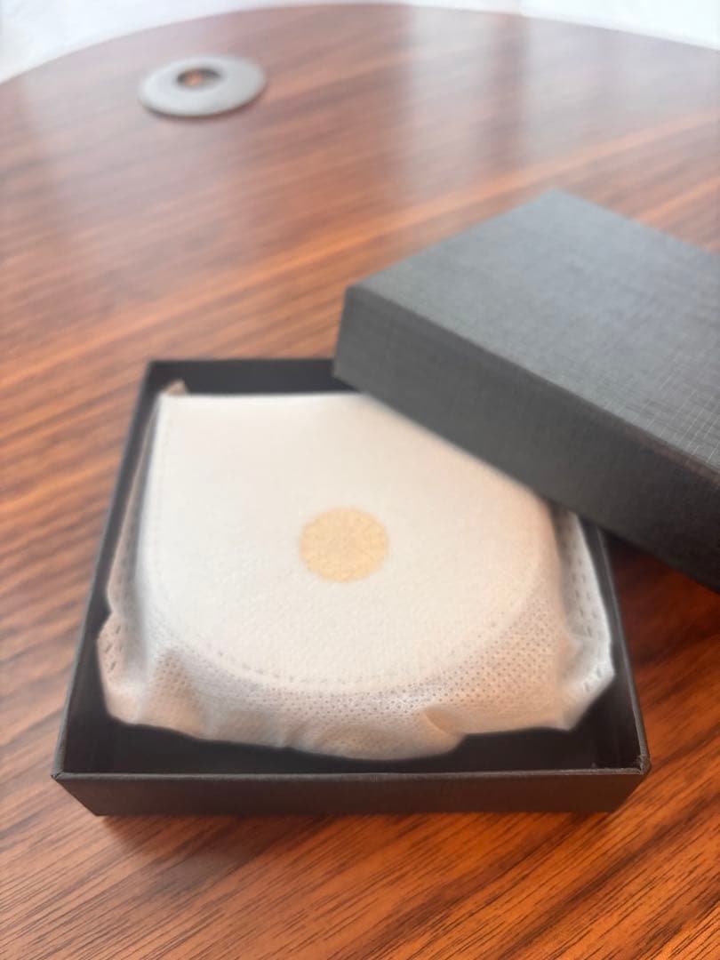 【皇居、京都御所限定】本革　ケース　シルバー