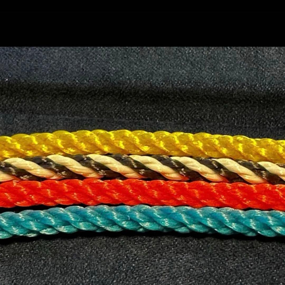 フレッド　Fred フォース10 オレンジ、イエロー、ブルー、白×黒　LM17