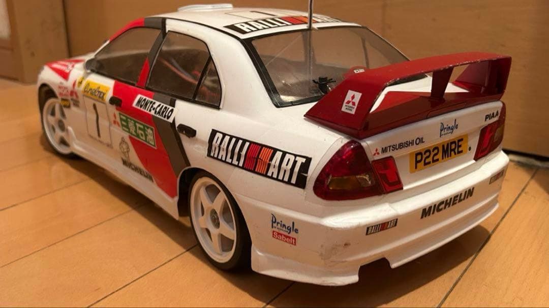 タミヤ TA03F 三菱ランサーエボリューションⅣ WRC 1/10