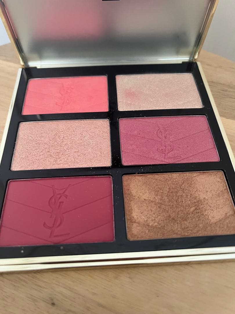 YSL クチュール フェイス パレット　ホリデー限定