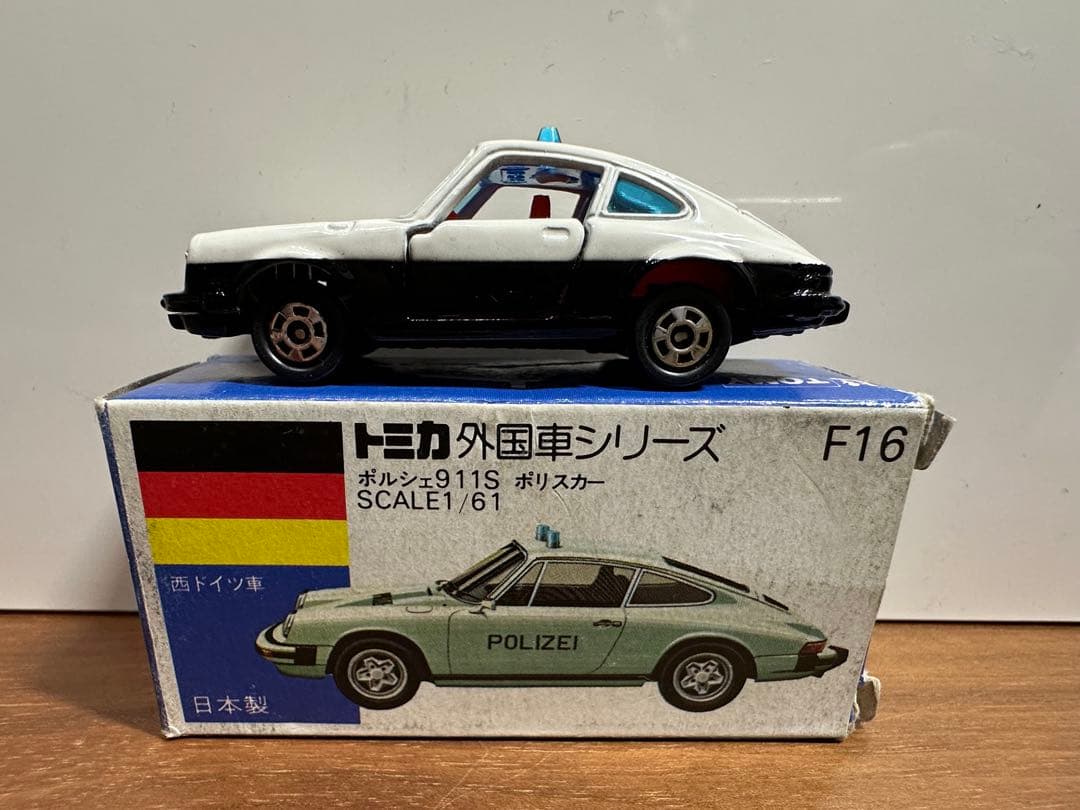 トミカ 外車シリーズ F16 1/61 ポルシェ911S ポリスカー シール付き