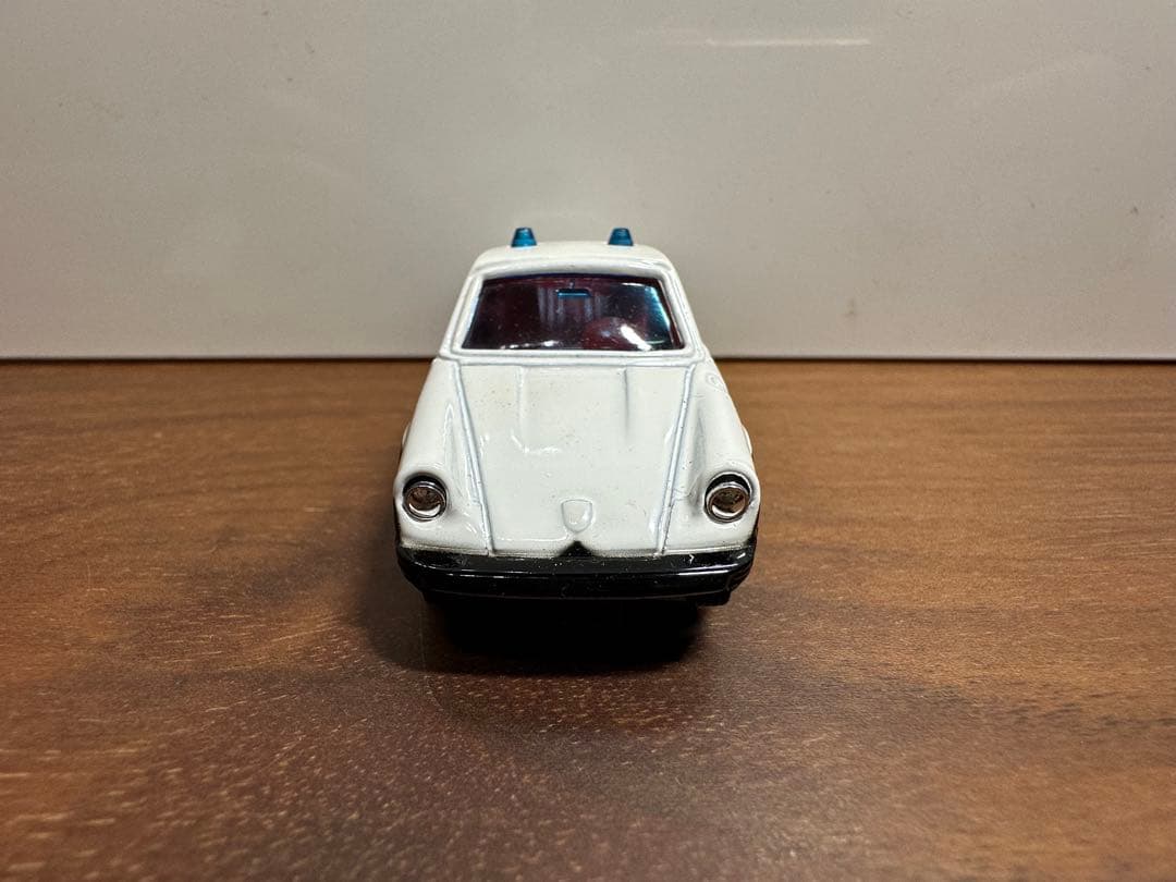 トミカ 外車シリーズ F16 1/61 ポルシェ911S ポリスカー シール付き