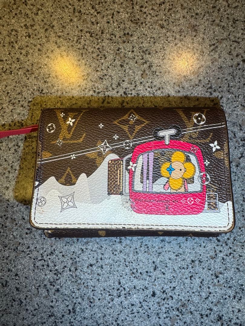 ルイ・ヴィトン 三つ折り財布 ヴィヴィエンヌ 中古