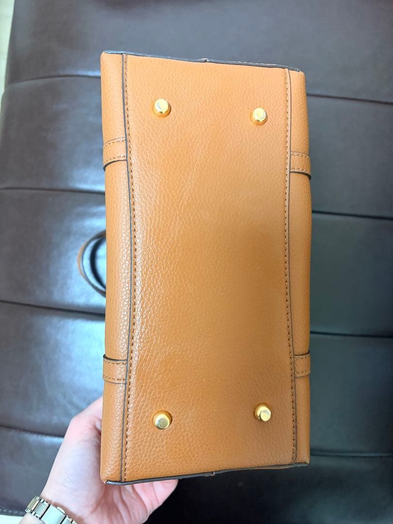 トリーバーチ　茶色　バッグ　ペリー　ブラウン　ハンドバッグ