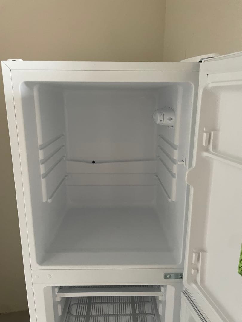 【美品】　2024年製アイリスオーヤマ　冷蔵庫　142L