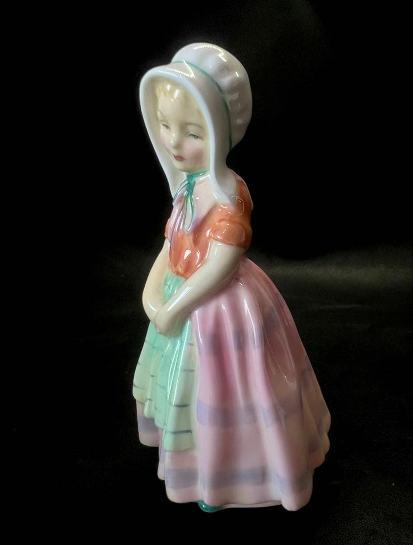 少女の陶器フィギュア アンティーク風