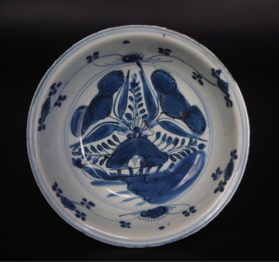 送料無料　本物保証　明時代花草文青華平碗　径15ｃｍ　④