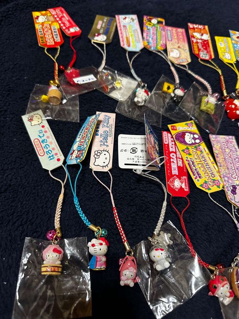 ハローキティ ストラップ まとめ売り 約83個
