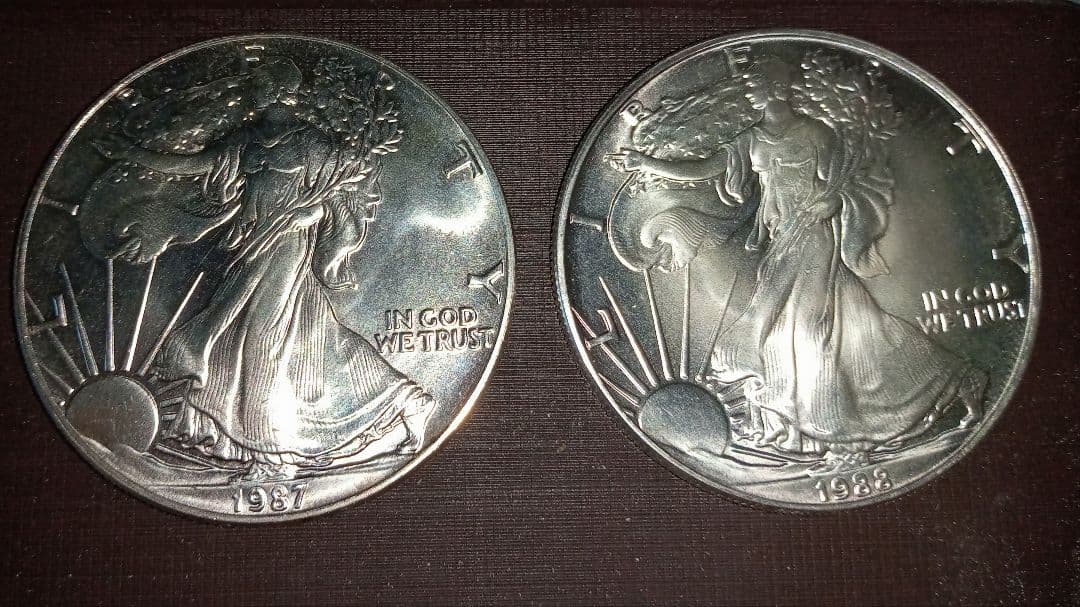 1987年1988年 アメリカ・ シルバー ・ イーグル 銀貨1オンス2枚セット