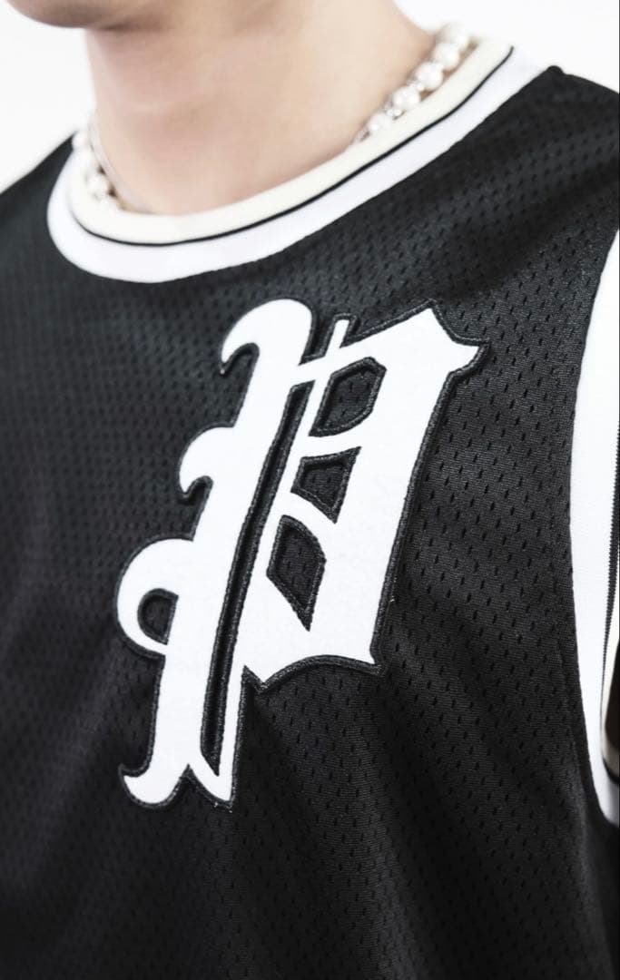 PVOT \"PRIVE\"￼ MESH TANK