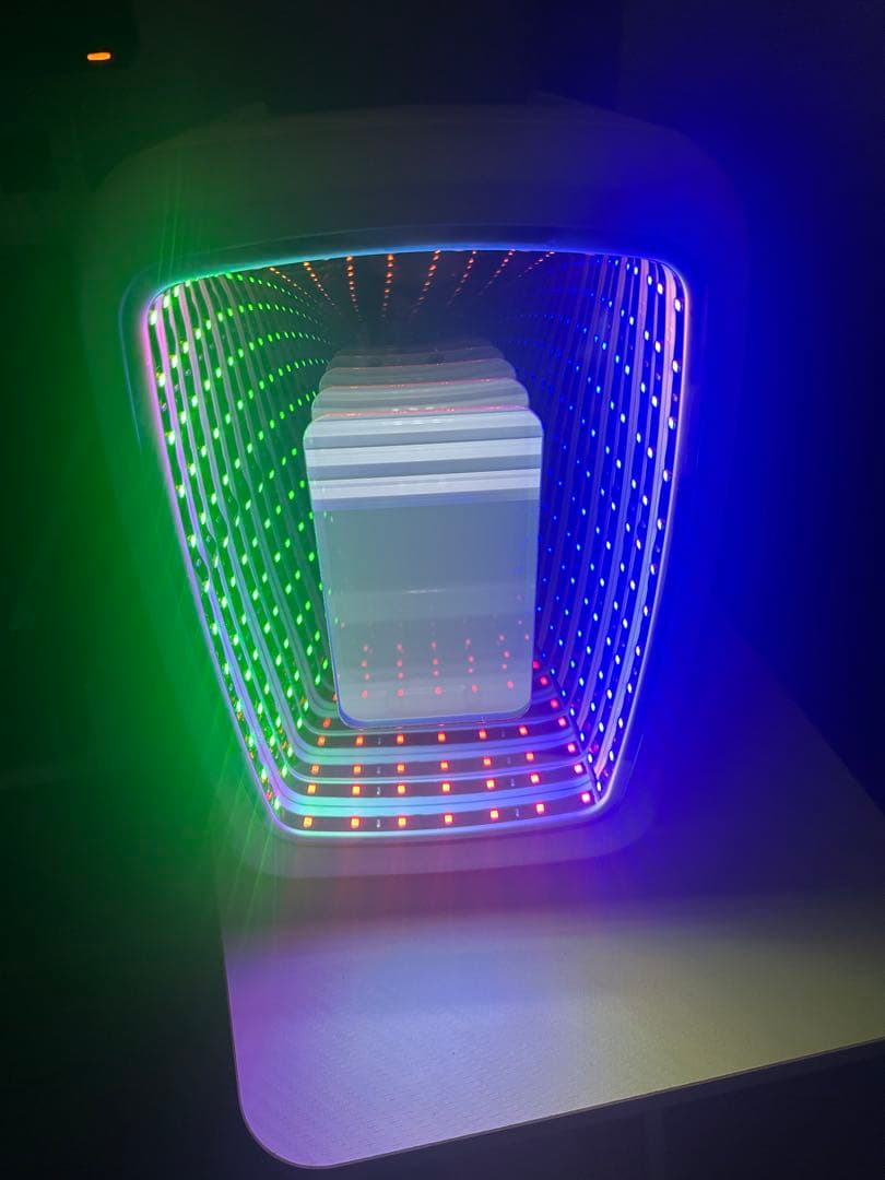 ゲーミングLED冷蔵庫　レッドブル　モンスター　ホワイト