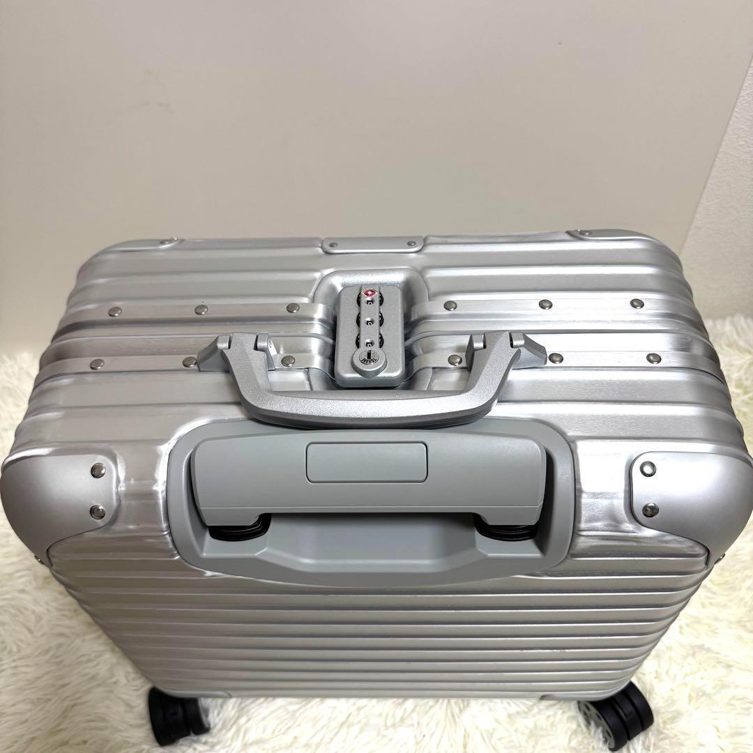 【極美品】RIMOWA Original Compact シルバー スーツケース
