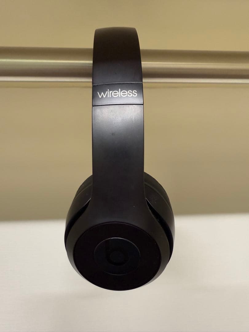 【最終値下げ】BEATS Solo3 WIRELESS ヘッドホン　黒