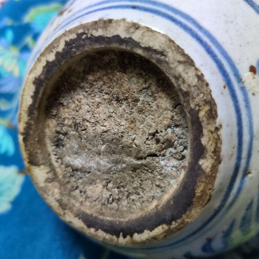 超珍品　古い物です。明時代 2 龍いる 古い壺 直径8.5 cm 高さ12cm