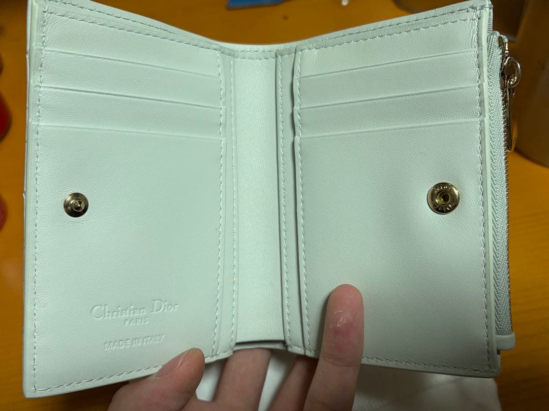 大幅値下げしました　「新品」LADY DIOR DAHLIA ウォレット