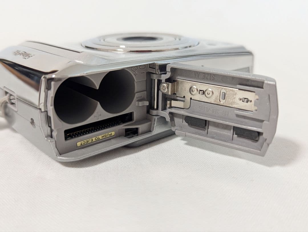 Fujifilm Finepix A800 コンパクトデジタルカメラ