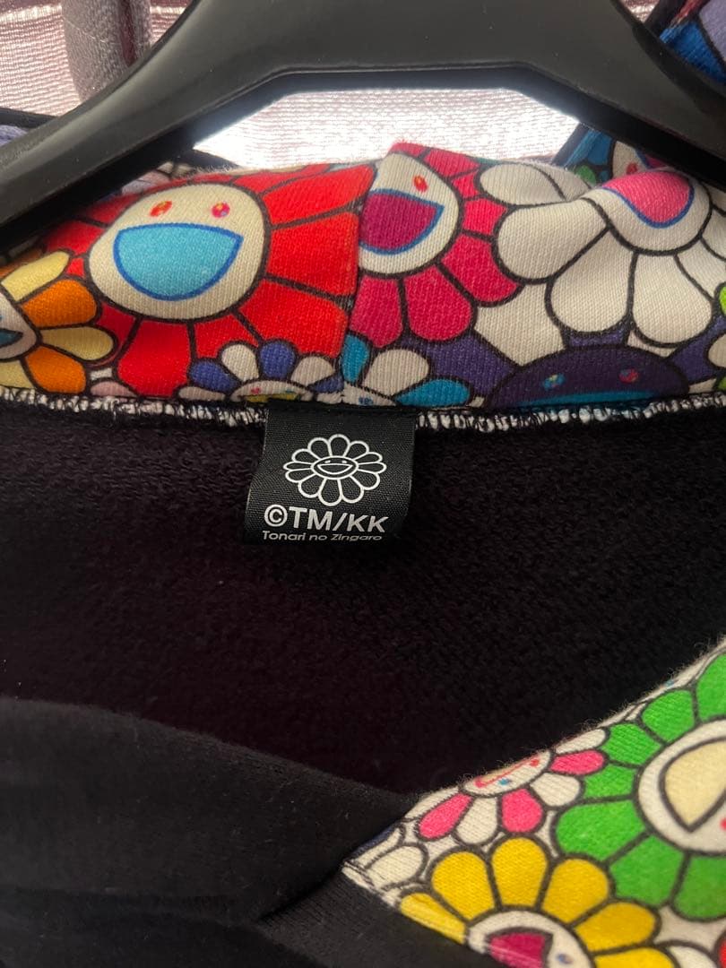 トップス TM Flowers on Sleeve Sweat Hoodie