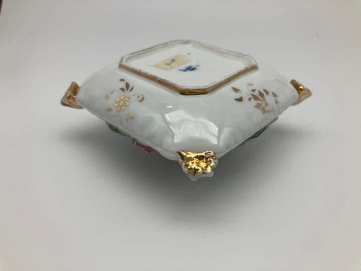 マイセン　アンティーク　立体花造形　香水瓶　香水入れ