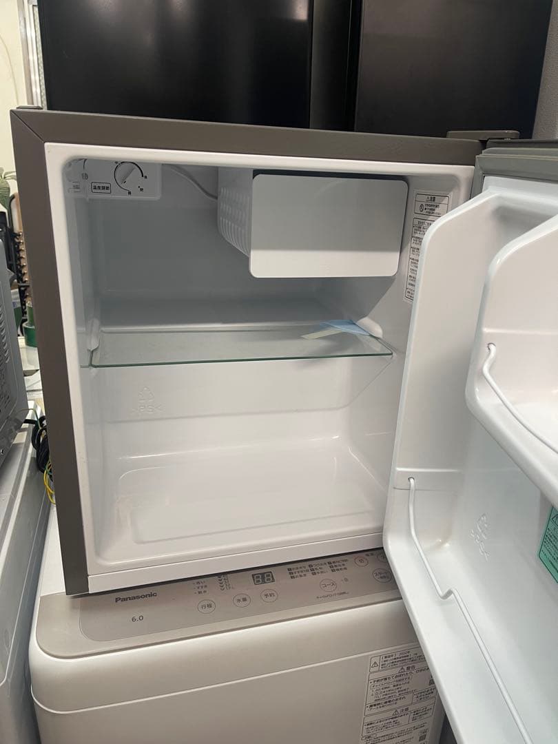 Hisense ハイセンス　小型冷蔵庫 HR-A45S　2023年製