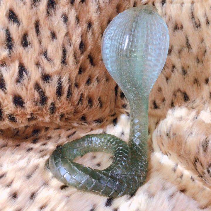 コブラ　緑　ドームフランス　ドーム　ナンシー　エミール・ガレ　蛇　クリスタル