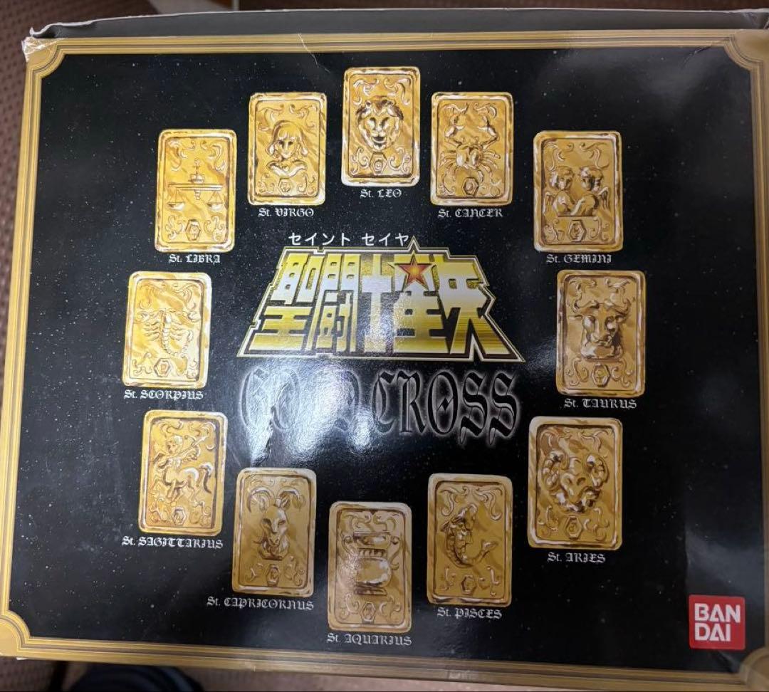 バンダイ 聖闘士星矢 GOLDCROSS(黄金聖衣)プラモデルセット