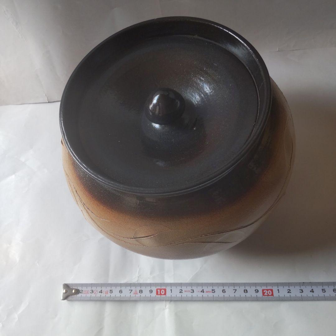 京焼 西川實 作 塩釉葉文流 水指 共箱 茶碗 茶道具 抹茶碗 美品 です。