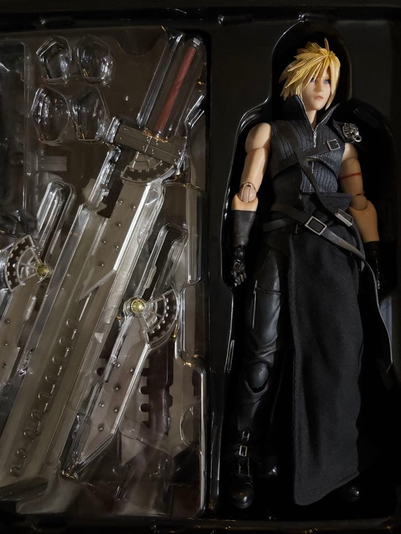 国内正規品 初版 プレイアーツ改 セフィロス クラウド