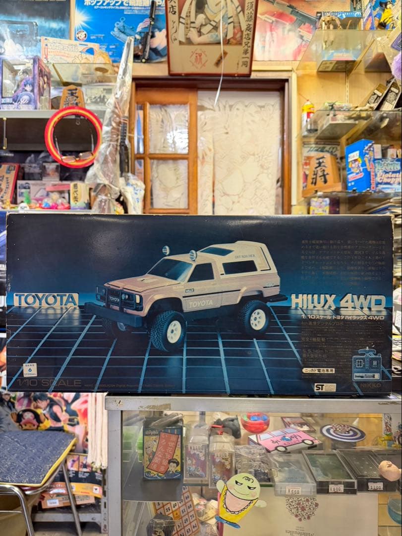 展示品長期保管品 NIKKO ニッコー トヨタ HILUX 4WD1/1ラジコン